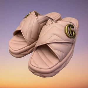 Gucci Pink Quilted Slippers with Gold Accent Authentic